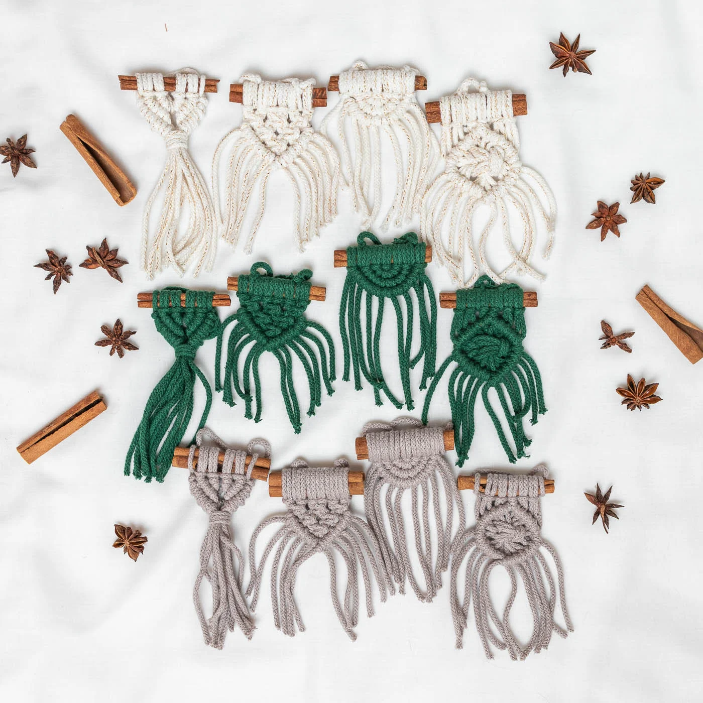 Pine Forest 12 darabos karácsonyfadísz szett