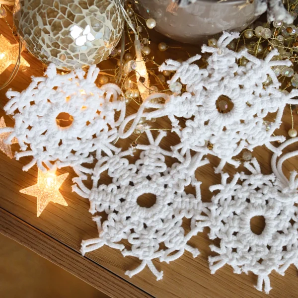 White Snowflakes 4 db-os karácsonyfadísz szett